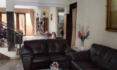 DIJUAL / DISEWAKAN RUMAH FULL FURNISHED ASRI DI BATUNUNGGAL INDAH BANDUNG