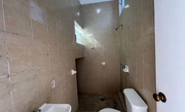 CASA EN VENTA CON LOCAL COMERCIAL Y DEPARTAMENTO EN CONSTRUCCIÓN 📍 Salida Mil Cumbres, Morelia – Ubicación estratégica, ideal para negocio