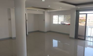 DEPARTAMENTO EN VENTA LOMAS DE URDESA REMODELADO COMPLETO. AREA PRIVADA,SEGURA.