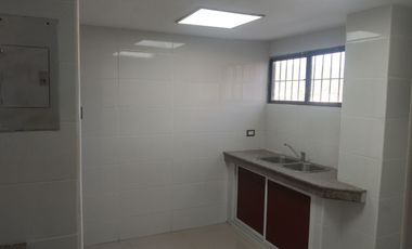 DEPARTAMENTO EN VENTA LOMAS DE URDESA REMODELADO COMPLETO. AREA PRIVADA,SEGURA.