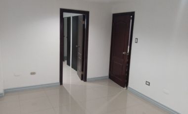 DEPARTAMENTO EN VENTA LOMAS DE URDESA REMODELADO COMPLETO. AREA PRIVADA,SEGURA.