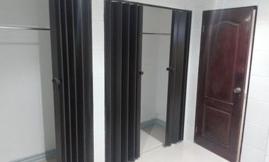 DEPARTAMENTO EN VENTA LOMAS DE URDESA REMODELADO COMPLETO. AREA PRIVADA,SEGURA.