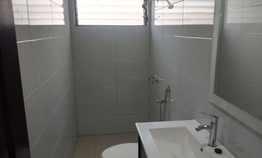DEPARTAMENTO EN VENTA LOMAS DE URDESA REMODELADO COMPLETO. AREA PRIVADA,SEGURA.