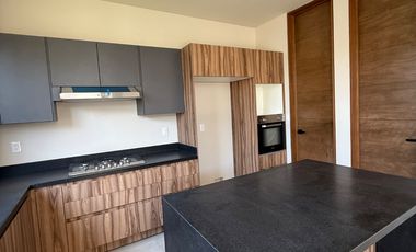 Casa Nueva en venta en Lomas del Molino 3 con recámara principal en planta baja