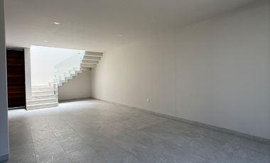 Casa Nueva en venta en Lomas del Molino 3 con recámara principal en planta baja