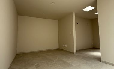 Casa Nueva en venta en Lomas del Molino 3 con recámara principal en planta baja