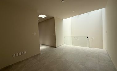 Casa Nueva en venta en Lomas del Molino 3 con recámara principal en planta baja