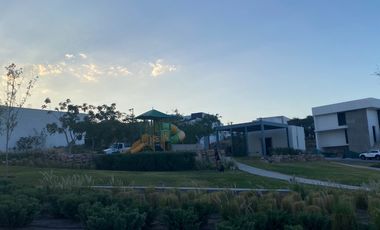 Casa Nueva en venta en Lomas del Molino 3 con recámara principal en planta baja