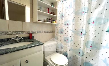 EXCELENTE Y CÓMODA CASA, CONDOMINIO CERRADO 6D+5B