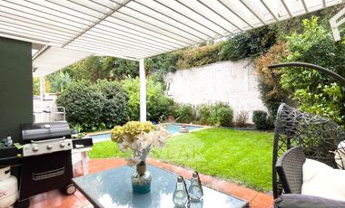EXCELENTE Y CÓMODA CASA, CONDOMINIO CERRADO 6D+5B