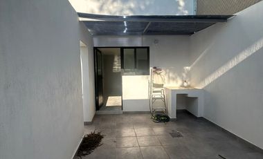 Casa bien tratada, con 4 habitaciones, en Residencial Victoria, Zapopan