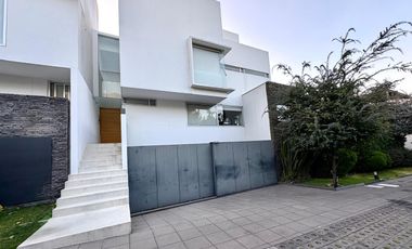 CASA EN VENTA LOMAS DEL PEDREGAL