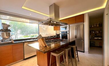 CASA EN VENTA LOMAS DEL PEDREGAL