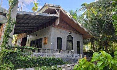 House for Sale: 2 Riverside Homes on 300 Sq. Wah, Great for Café or Vacation Home – Rayong