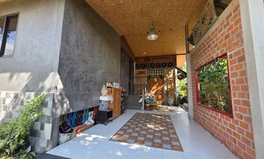 House for Sale: 2 Riverside Homes on 300 Sq. Wah, Great for Café or Vacation Home – Rayong