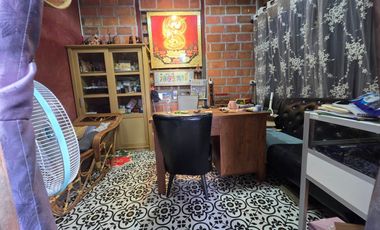 House for Sale: 2 Riverside Homes on 300 Sq. Wah, Great for Café or Vacation Home – Rayong