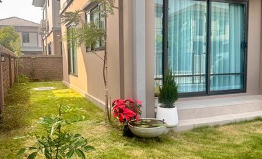 **Great Value Second-Hand Home, Ready to Move In! Don’t Miss Out!** **For Sale: 2.5-Storey Semi-Detached House in The Plan Rangsit Klong 4 – Wongwaen