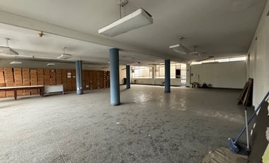 Vendo Local Comercial 310 m2 Piso 2 Chacra Rios Centro de Lima