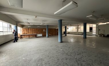 Vendo Local Comercial 310 m2 Piso 2 Chacra Rios Centro de Lima