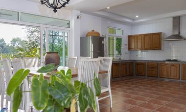 Beautiful 4 bed Cottage Na Suang Det Udom