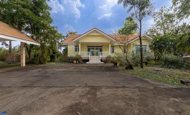 Beautiful 4 bed Cottage Na Suang Det Udom
