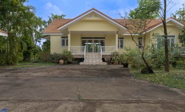 Beautiful 4 bed Cottage Na Suang Det Udom
