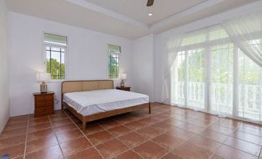 Beautiful 4 bed Cottage Na Suang Det Udom