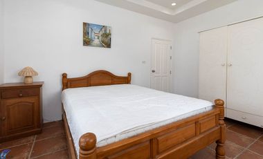 Beautiful 4 bed Cottage Na Suang Det Udom