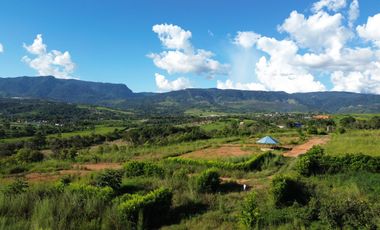 Un terreno de 600 m² cerca de Tarapoto, con agua y luz, te ofrece la posibilidad de crear ese espacio familiar soñado en un entorno único.