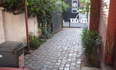 Casa 3 pisos, Alonso de Monroy - Francisco de Aguirre