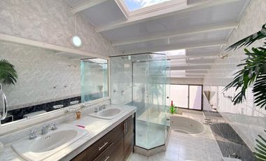 ARRIENDO CASA LAGOS DEL CACIQUE  EXCELENTE SECTOR BUCARAMANGA