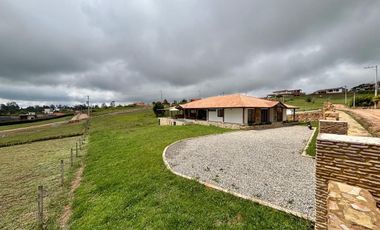 Casa Campestre nueva en La Mesa de Los Santos