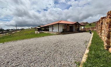 Casa Campestre nueva en La Mesa de Los Santos