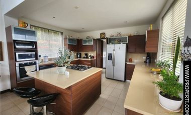 Casa en Arriendo Sector Loma del Escobero - Envigado