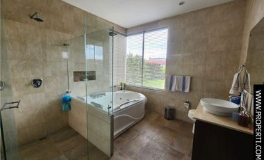 Casa en Arriendo Sector Loma del Escobero - Envigado