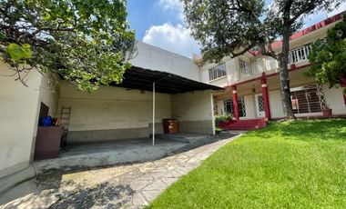 Casa Como Terreno Calle Cerrada Col. Alpes