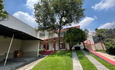 Casa Como Terreno Calle Cerrada Col. Alpes