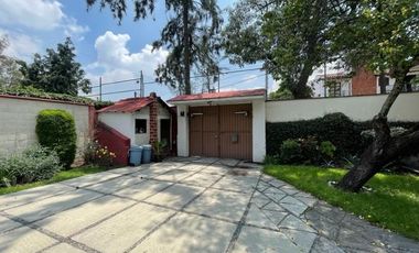 Casa Como Terreno Calle Cerrada Col. Alpes