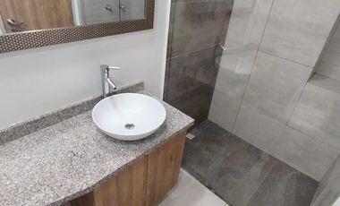 Se renta apartamento via condina pereira