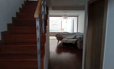 Venta Hermosa Casa Sector Reservorio Guangopolo.
