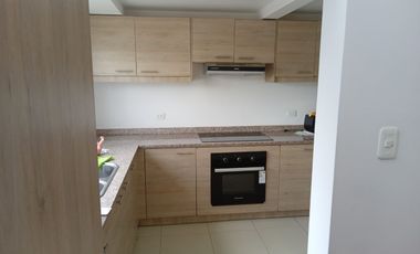 Venta Hermosa Casa Sector Reservorio Guangopolo.