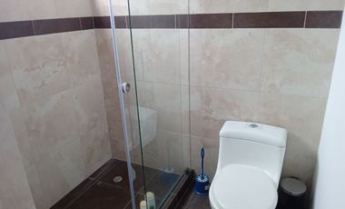 Venta Hermosa Casa Sector Reservorio Guangopolo.