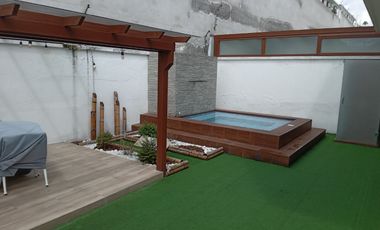 Venta Hermosa Casa Sector Reservorio Guangopolo.