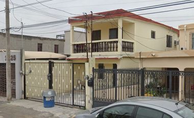 CASA CON BALCON EN MONCLOVA, COAHUILA