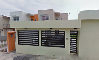 Casa en Venta en Hacienda las Bugambilias Reynosa Tamaulipas.