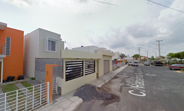 Casa en Venta en Hacienda las Bugambilias Reynosa Tamaulipas.