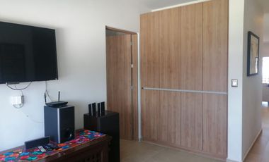 Departamento en RENTA AMUEBLADO, ¡Listo para habitar! Vive en El Condado: Tranquilidad y estilo a solo 10 min del centro