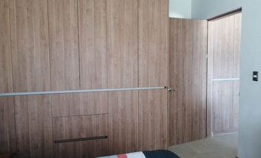 Departamento en RENTA AMUEBLADO, ¡Listo para habitar! Vive en El Condado: Tranquilidad y estilo a solo 10 min del centro