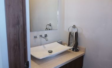 Departamento en RENTA AMUEBLADO, ¡Listo para habitar! Vive en El Condado: Tranquilidad y estilo a solo 10 min del centro