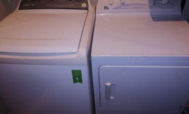 Departamento en RENTA AMUEBLADO, ¡Listo para habitar! Vive en El Condado: Tranquilidad y estilo a solo 10 min del centro